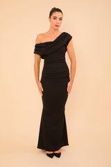 Atom Label Black Nitrogen Gown
