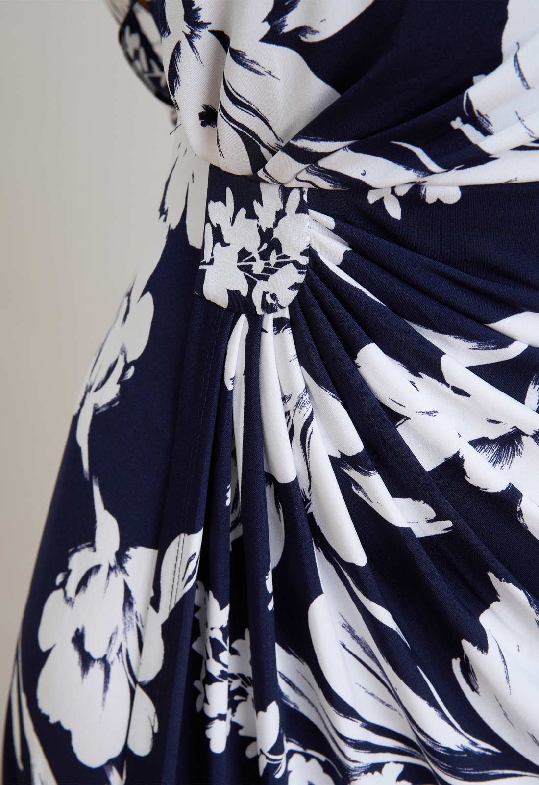 Gina Bacconi NAVY / WHITE Harmony Floral Print Dress