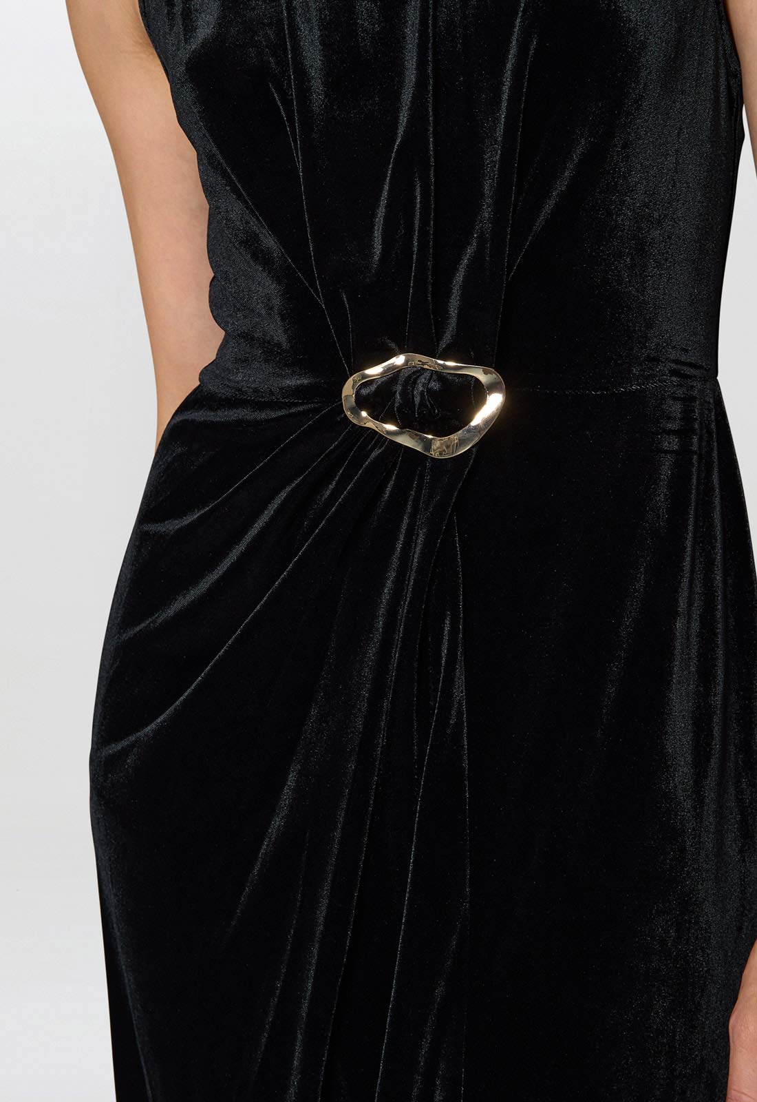 Gina Bacconi Black Claudine Velvet Midi Dress